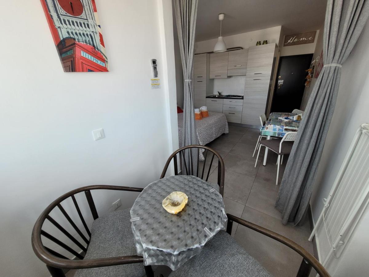 Rosato 2 Sea View Apartment Lignano Sabbiadoro Exterior foto