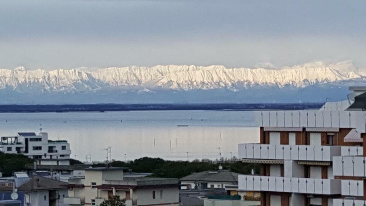 Rosato 2 Sea View Apartment Lignano Sabbiadoro Exterior foto